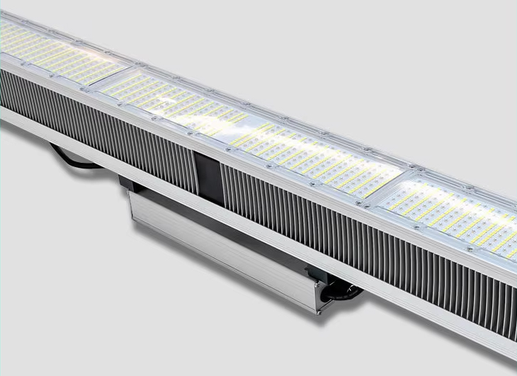 The Feature of Daisy-Chain Design for BATA LED IZJ Series